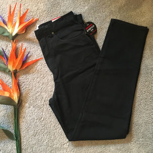 NEW~Gloria Vanderbilt Stretch Jeans